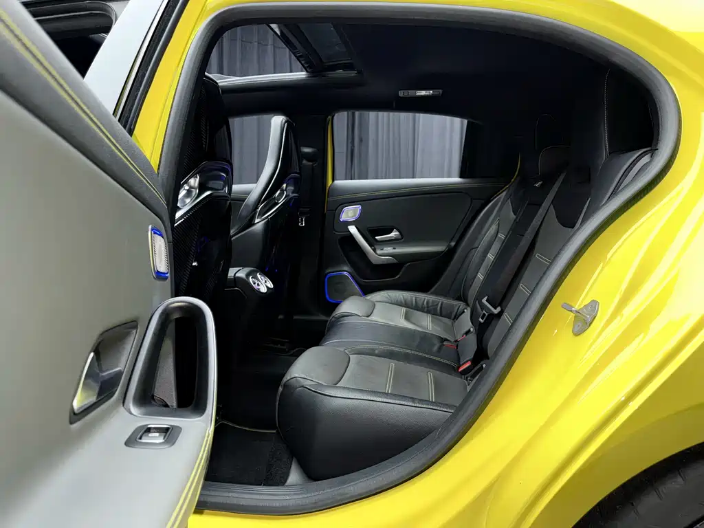 Mercedes-Benz A-Class AMG 2021 — фото 13