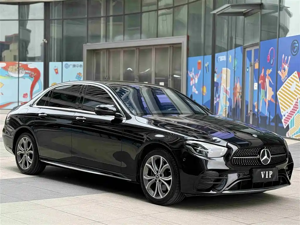Mercedes-Benz E-Class 2022 — фото 3