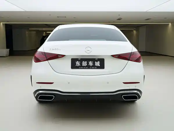 Mercedes-Benz C-Class 2024