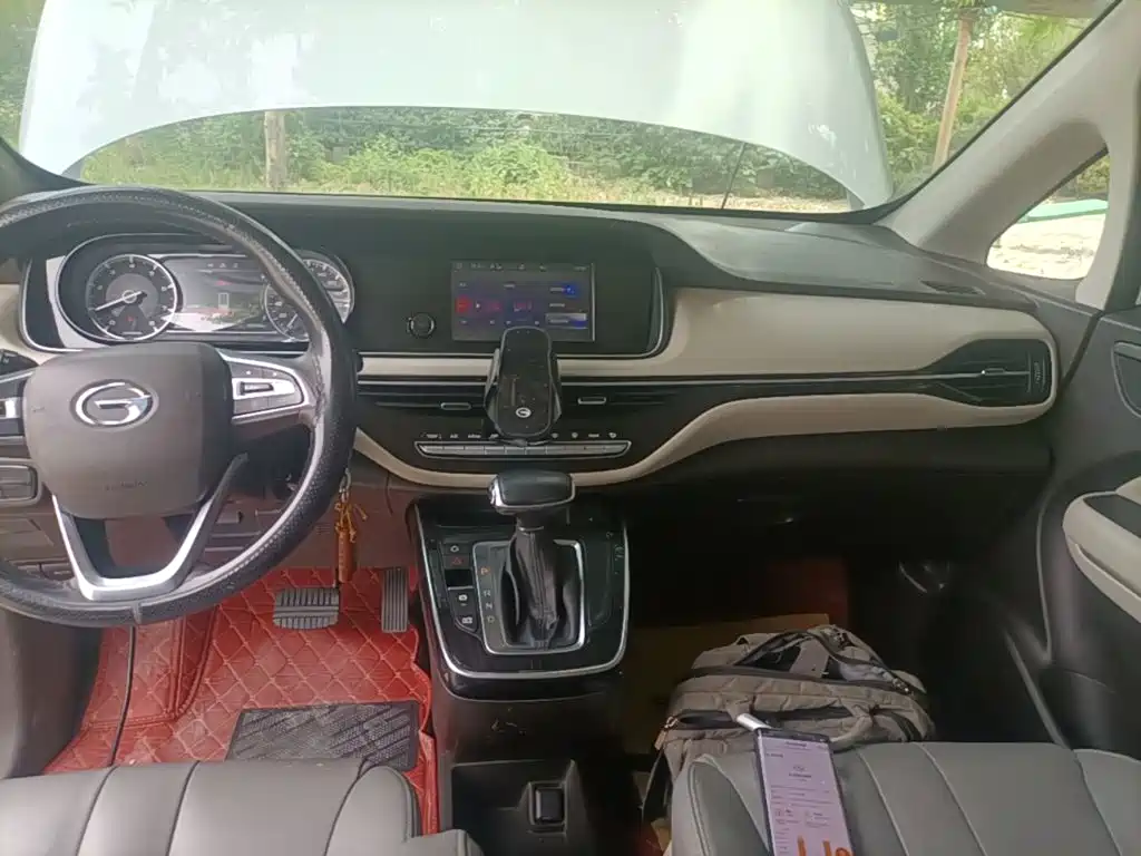 GAC Motor Trumpchi M6 2019 — фото 13