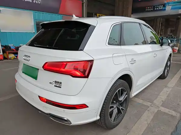 Audi Q5L 2019