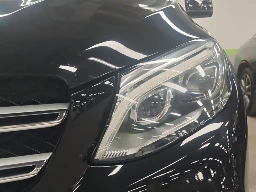 Mercedes-Benz GLE 2017 — фото 12