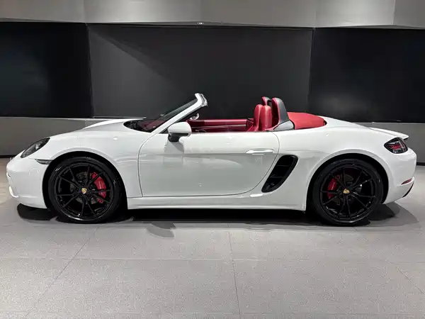Porsche 718 2022