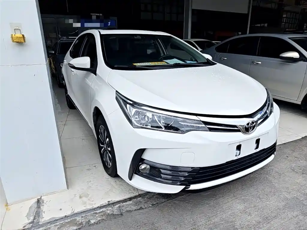 Toyota Corolla 2019 — фото 4