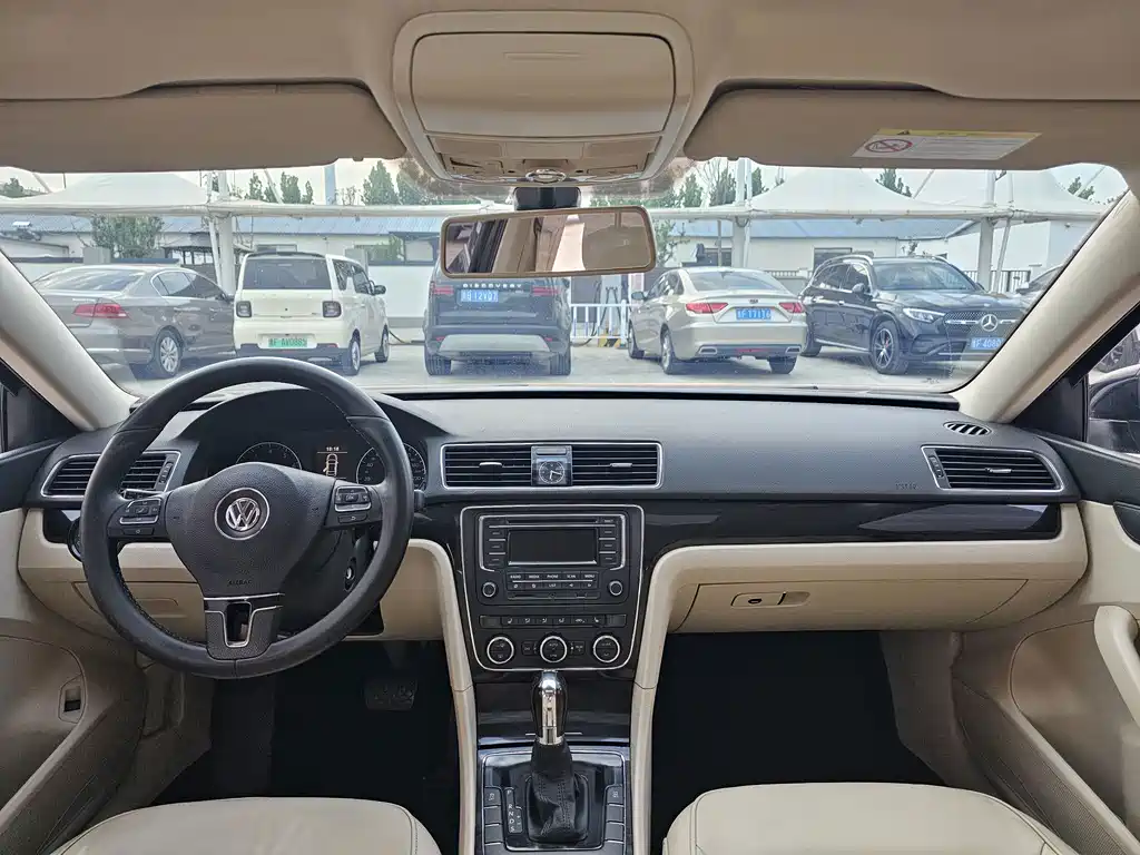 Volkswagen Passat 2015 — фото 12