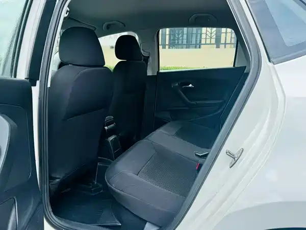 Volkswagen Polo 2013