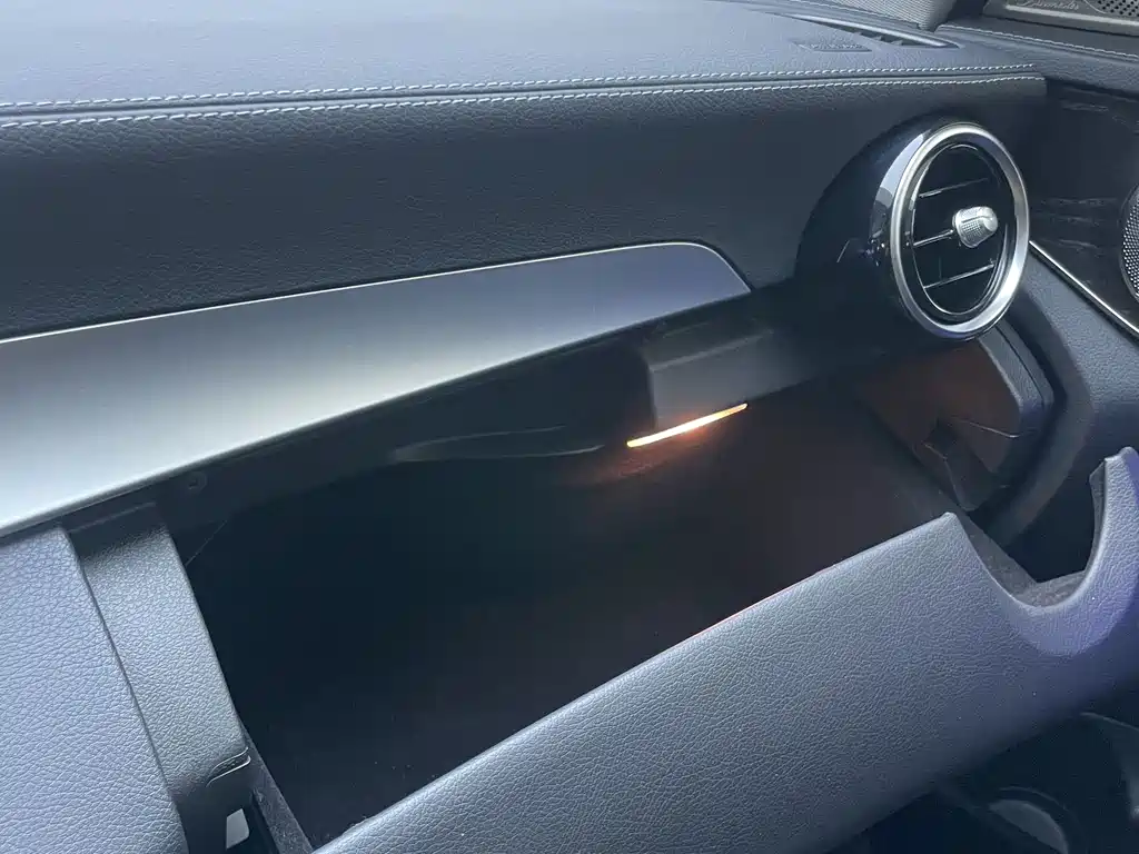 Mercedes-Benz C-Class 2021 — фото 13