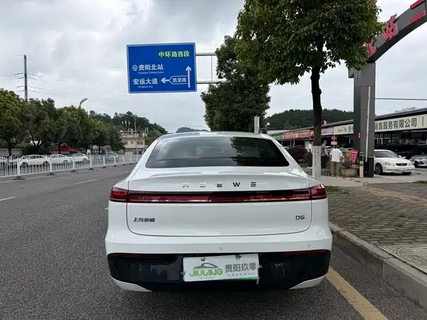Roewe D6 2025