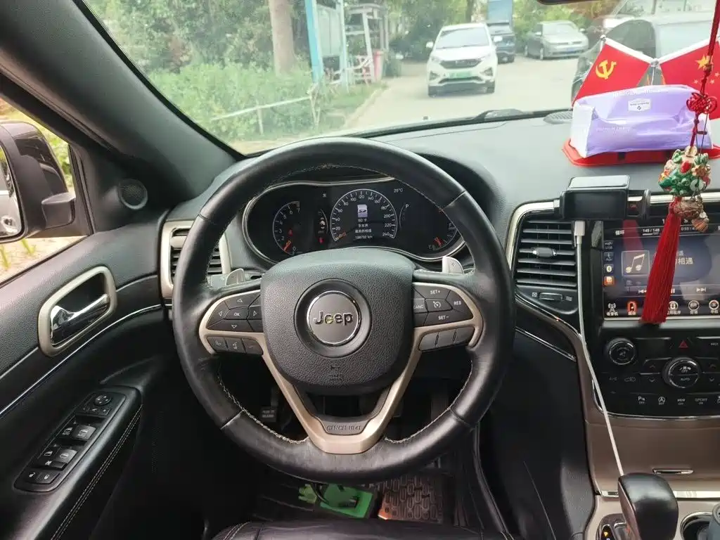 Jeep Grand Cherokee 2018