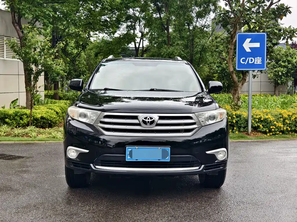 Toyota Highlander 2013 — фото 2