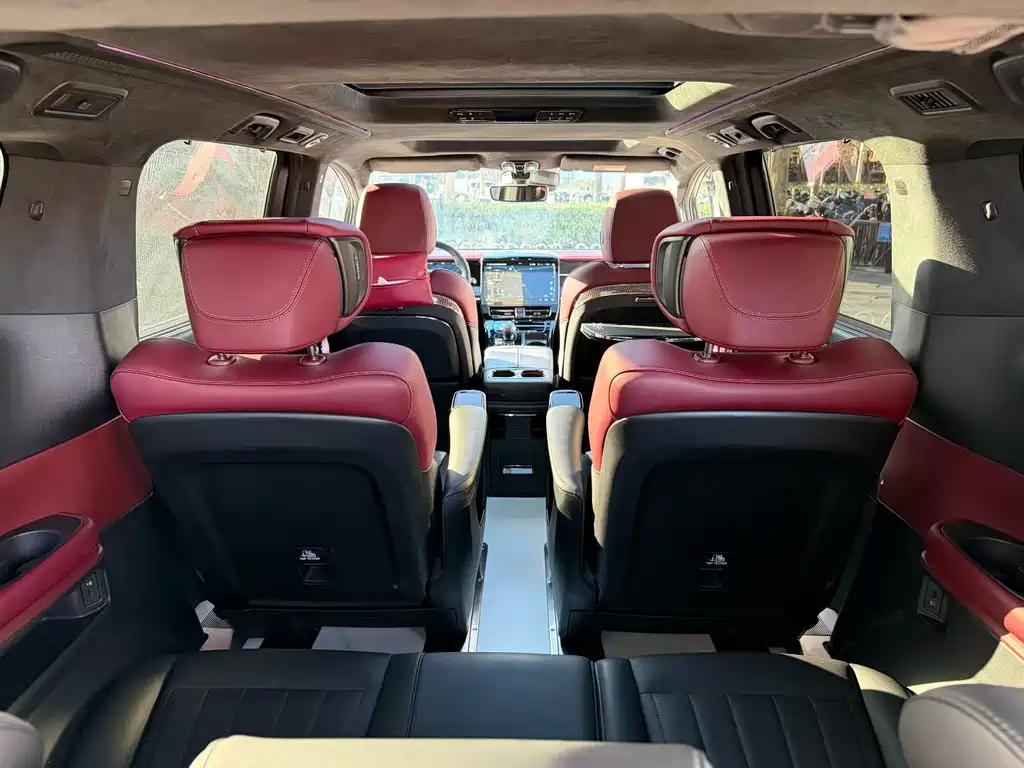 GAC Motor Trumpchi M8 2023 — фото 8