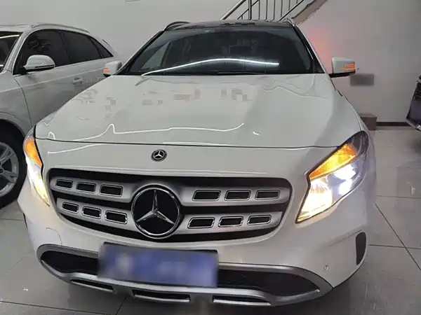 Mercedes-Benz GLA 2017
