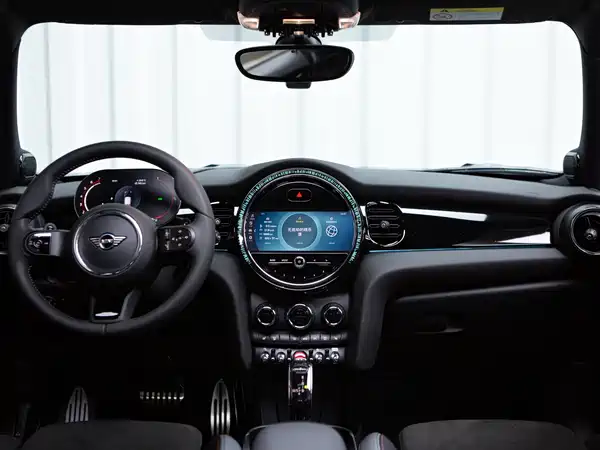 MINI JCW 2022