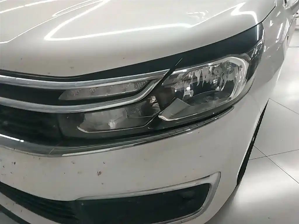Citroen C4L 2017 — фото 24