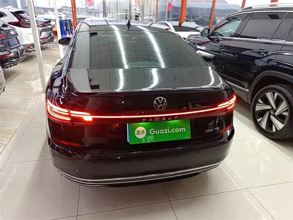 Volkswagen Passat 2024