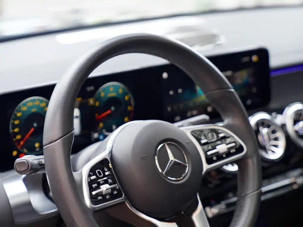 Mercedes-Benz GLB 2021 — фото 11