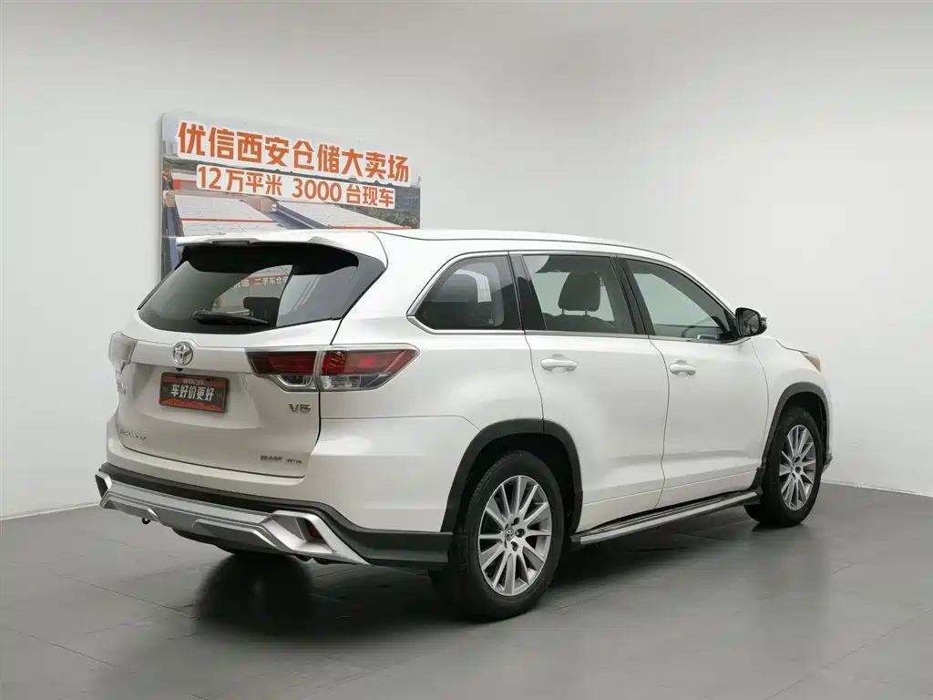 Toyota Highlander 2016 — фото 2