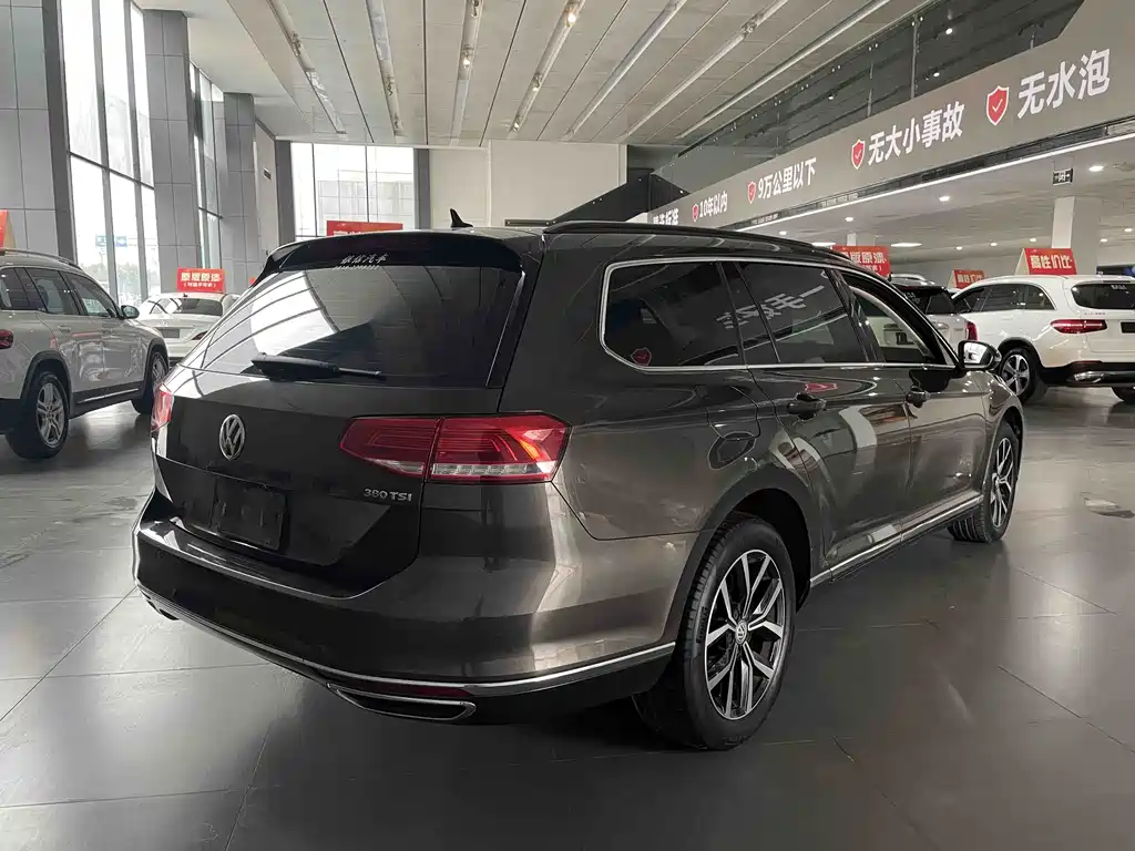 Volkswagen Viloran 2019 — фото 15