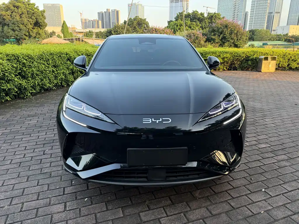 BYD Seal 07 EV 2024