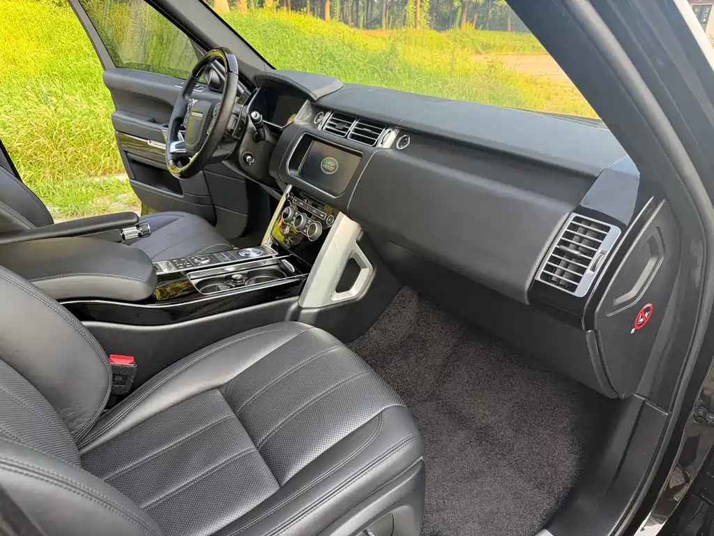 Land Rover Range Rover 2017 — фото 18