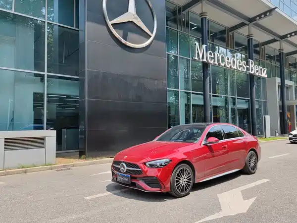 Mercedes-Benz C-Class 2022