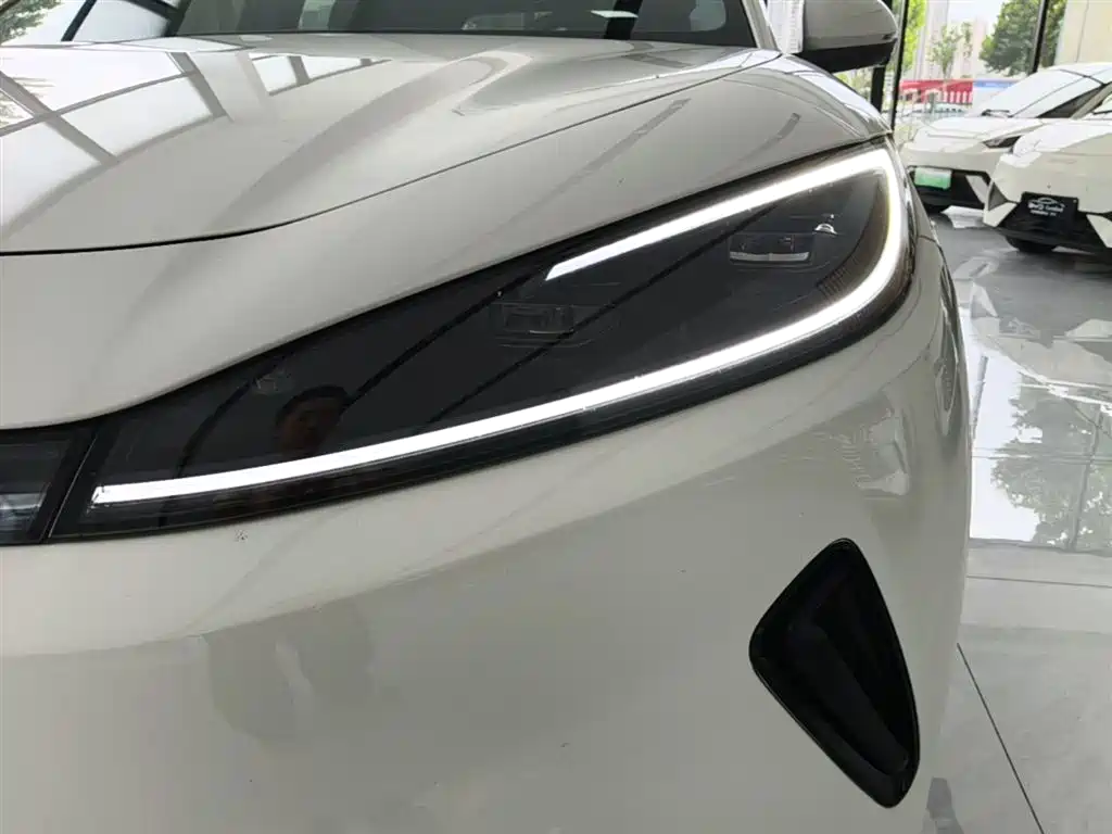 BYD Sealion 05 EV 2025 — фото 23
