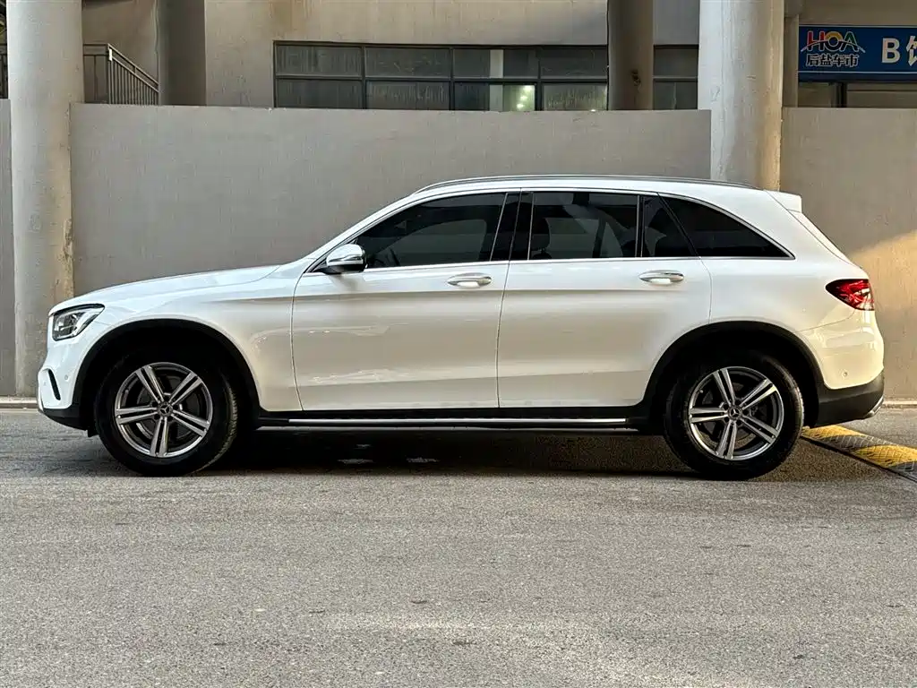 Mercedes-Benz GLC 2021 — фото 3