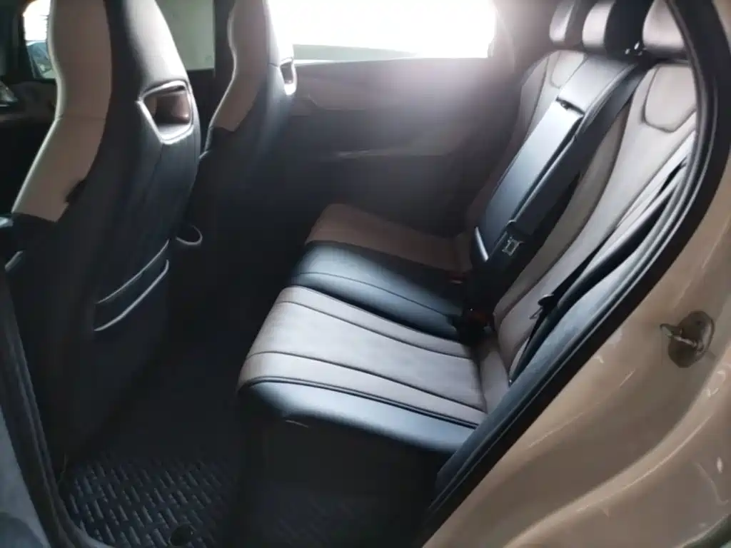 BYD Dolphin 2023 — фото 17