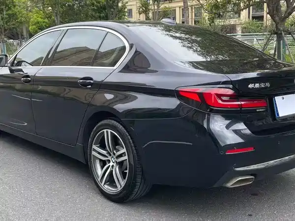 BMW 5 Series 2022