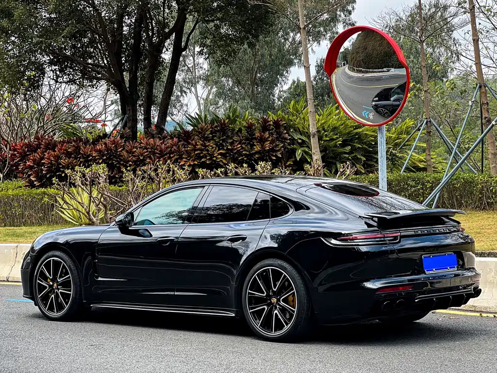 Porsche Panamera 2020 — фото 5