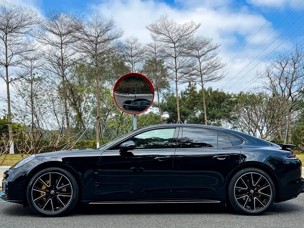 Porsche Panamera 2020 — фото 16