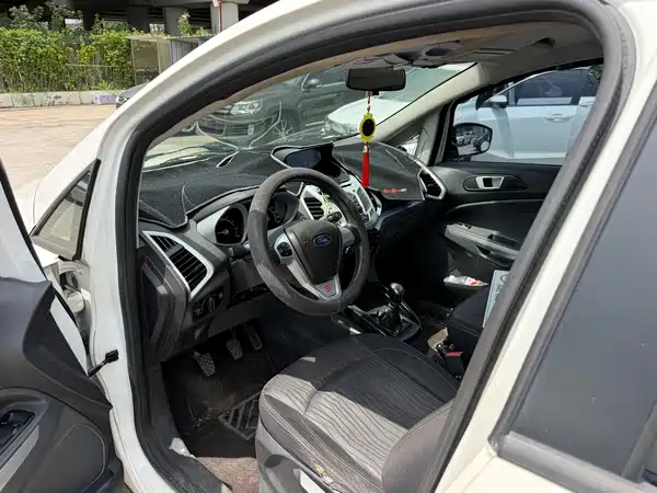 Ford EcoSport 2013