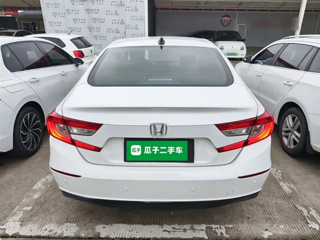 Honda Accord 2020 — фото 6
