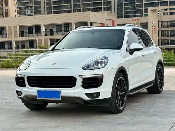 Porsche Cayenne 2016