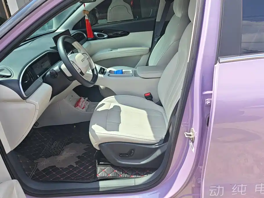 Geely Galaxy Starwish 2025 — фото 9