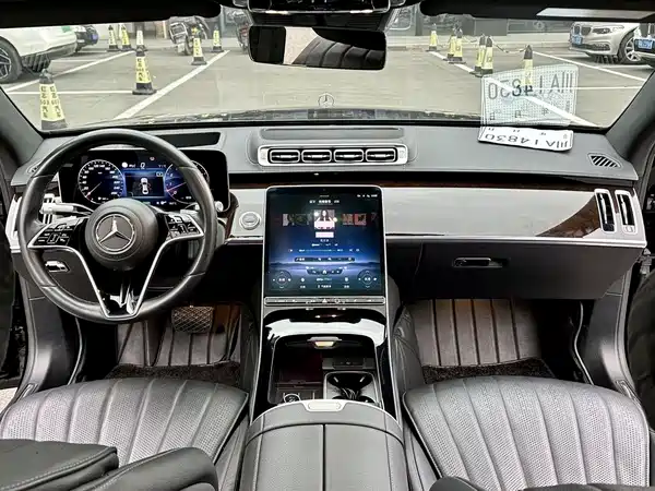 Mercedes-Benz S-Class 2021