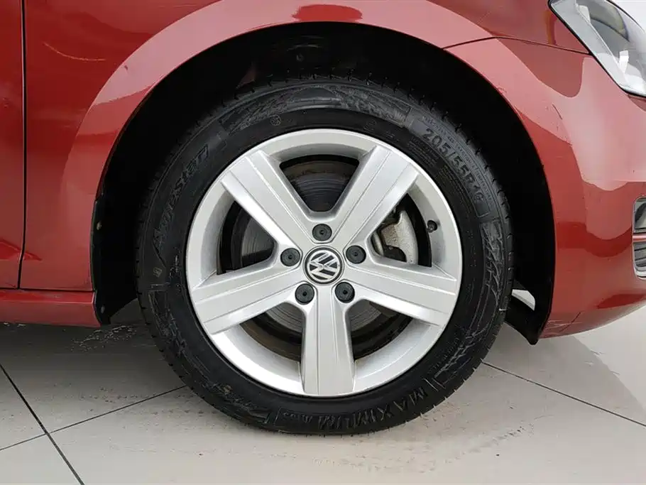 Volkswagen Golf 2014