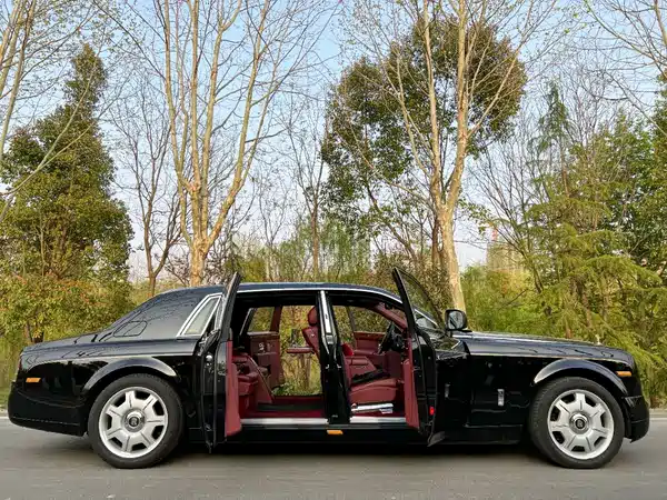 Rolls-Royce Phantom 2006