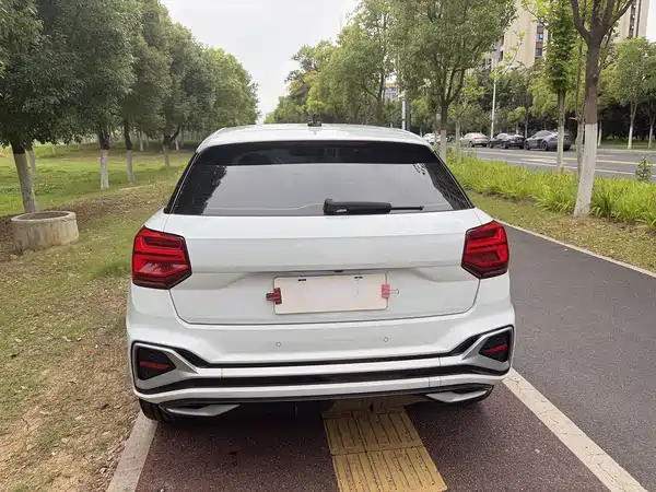 Audi Q2L 2022