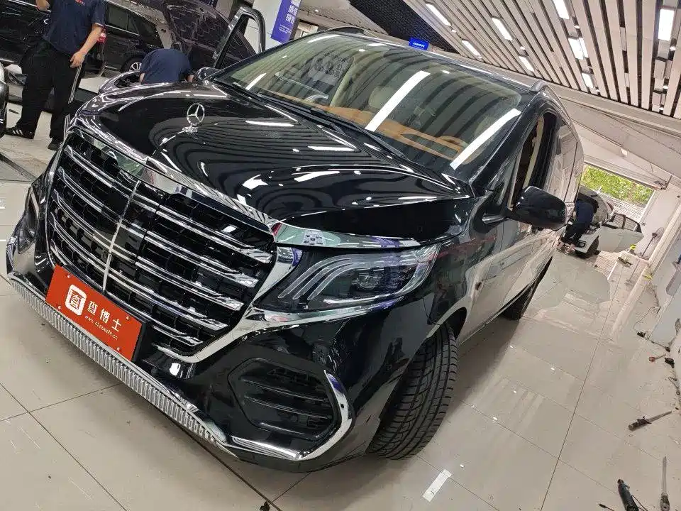 Mercedes-Benz Vito 2022 — фото 1