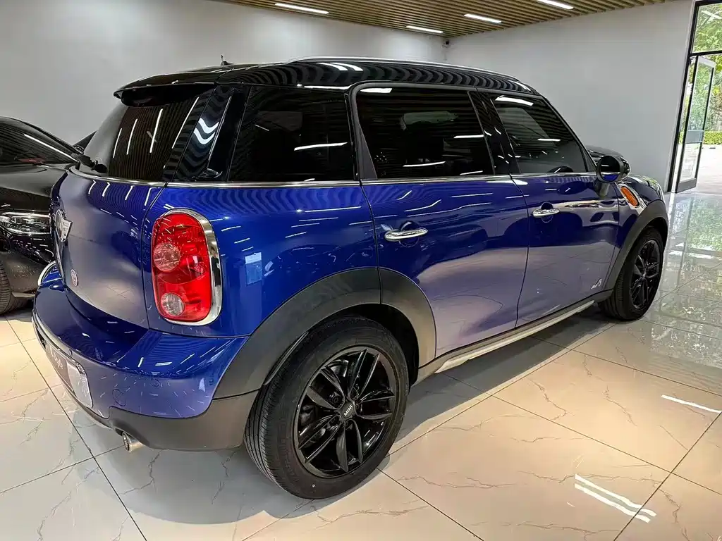 MINI Countryman 2015