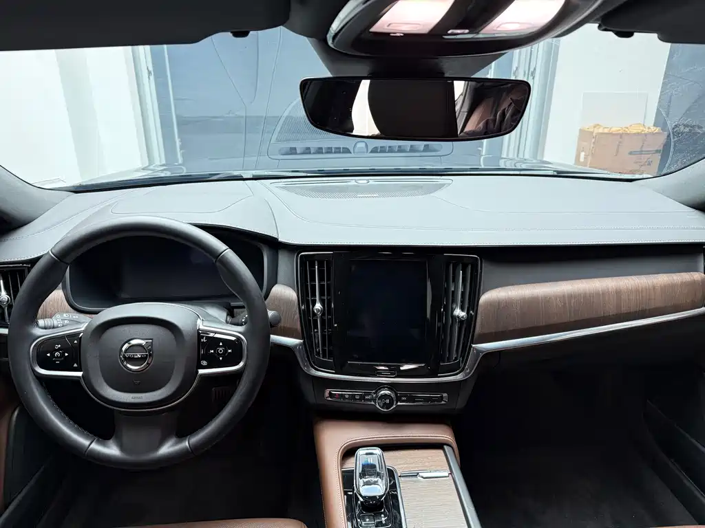 Volvo S90 2025 — фото 10
