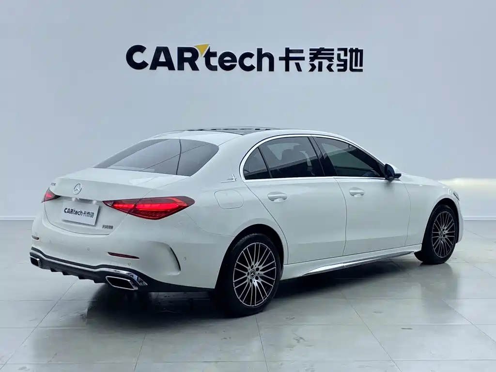 Mercedes-Benz C-Class 2025 — фото 3