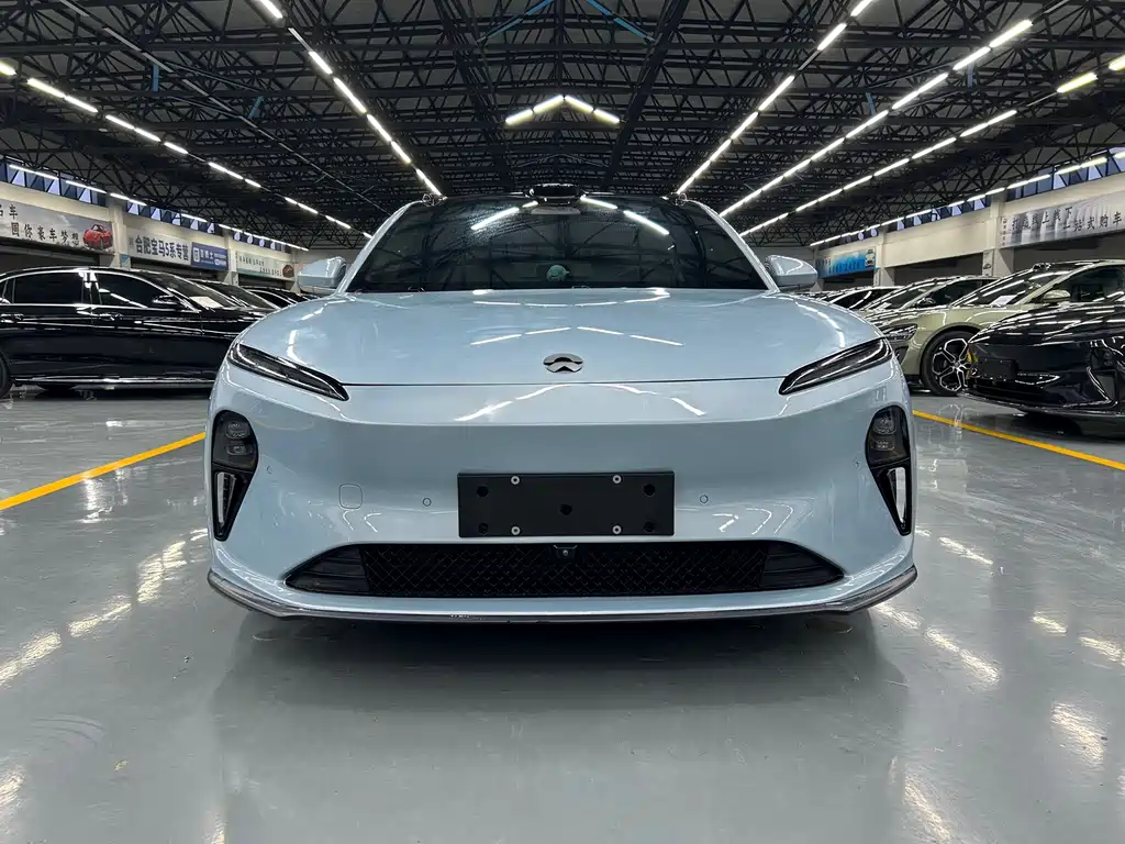NIO ET5T 2024