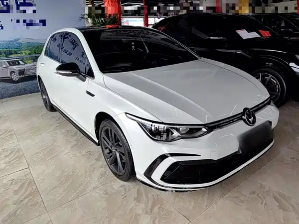 Volkswagen Golf 2022