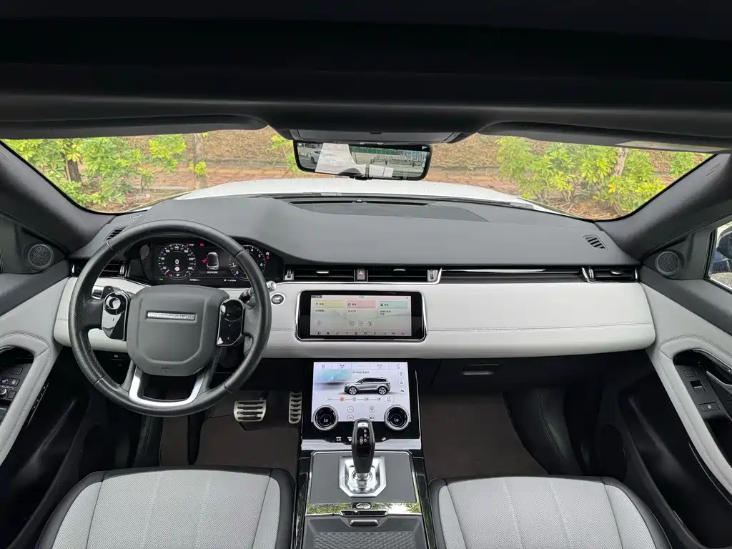 Land Rover Evoque 2020 — фото 14