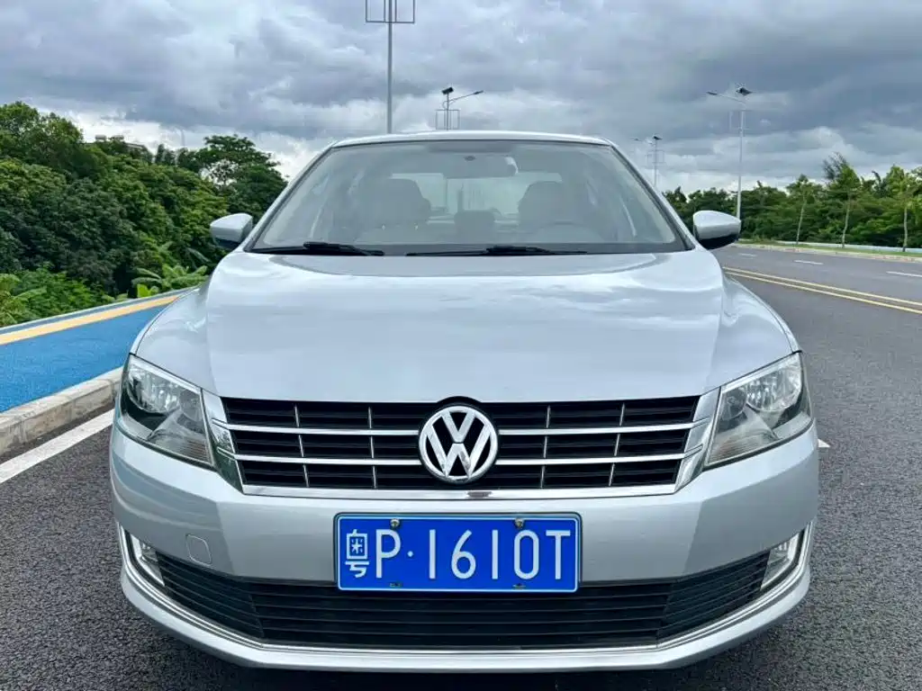 Volkswagen Lavida 2014