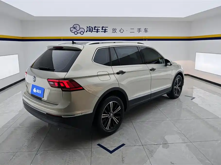 Volkswagen Tiguan L 2020 — фото 3