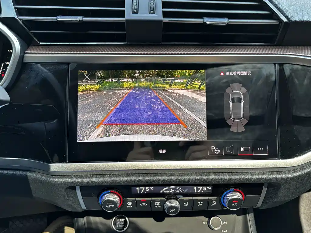 Audi Q3 2023 — фото 17