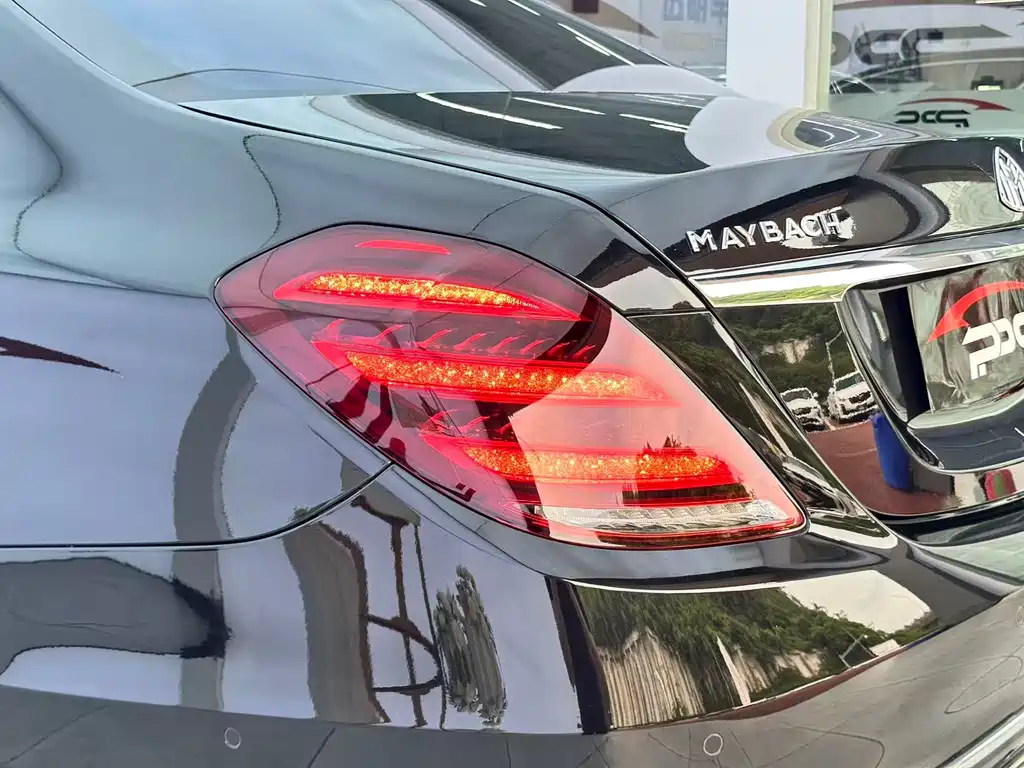 Mercedes-Benz Maybach S-Class 2019 — фото 28
